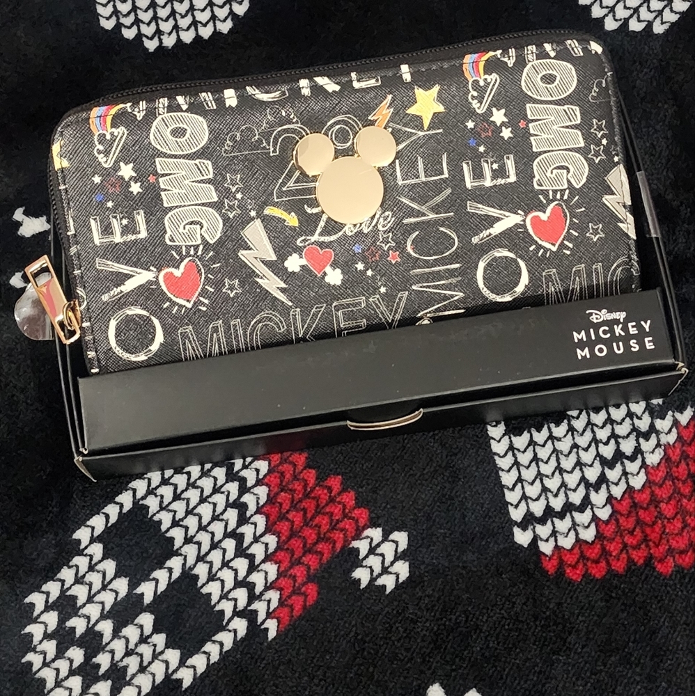Disney Mickey Mouse Wallet - Picture 1 of 9